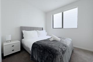 Modern 3-bds townhouse in South Auckland - 2