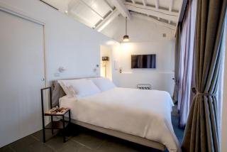 Uve Rooms & Wine Bar - La Morra - 6