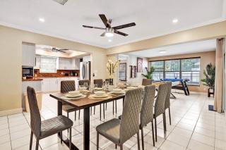 Deluxe 5BR Villa Heated Pool near Hollywood Beach - Hollywood - 2