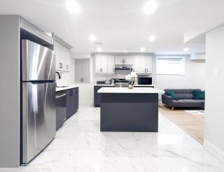 Urban Haven: 2BR/2BA+Office, Kitchen, Dining - Newcastle - 8