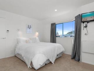 Riviera Retreat - in the heart of the Mount - Mount Maunganui - 4