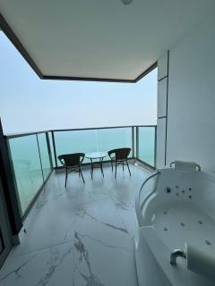 Copacabana Beach Jomtien - 6