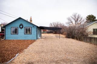 2 bed 1 bath cottage home - 3