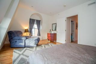 Modern Townhome,boston Vacation,2 Bath,pkg,deck - Brookline - 2