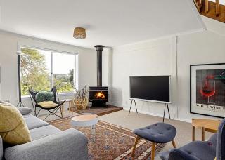 Hilltop Getaway, Stunning Sunsets, Close to Beach - Rye - 4