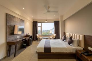 The Living Hub Hotel, Kolhapur- Walkable From Central Bus Station - Kolhapur - 0