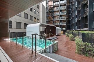 Complete Host Elm Apartments - 5