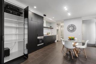 Complete Host Elm Apartments - Melbourne - 3