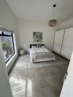 The Elegant Beach House - 5
