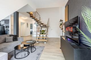 Roof-Suite 02 I Aufzug I BBQ I WiFi I Balkon I TV - 4