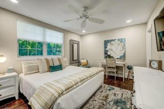 Cozy Riverside Villa - Walkable to Bars & Restaurants - 9