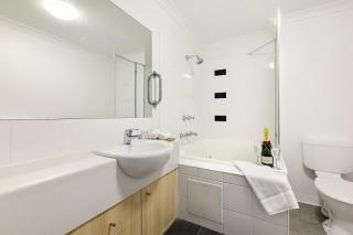 Amazing Accommodations: St Kilda - Melbourne - 9