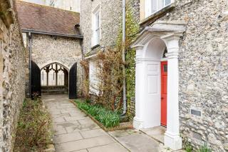 St Richard's Apartment - Chichester - 8