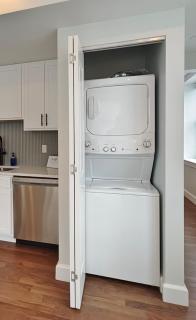 Fun Cozy Apts - 1 25 Mile Walk to TIAA Bnk Fld - 4