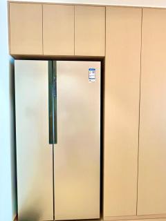 Stylish 3 RMs city APT, with laundry sets, Easy to go main locations - 8