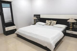 Embassy Suites - New Delhi - 1