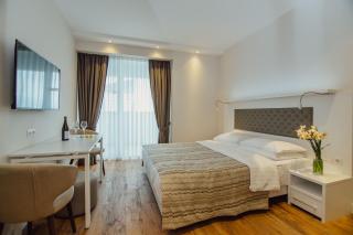 Sunshine Apartments Batumi - 8