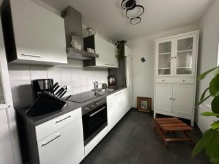 Apartment Hideaway - 8