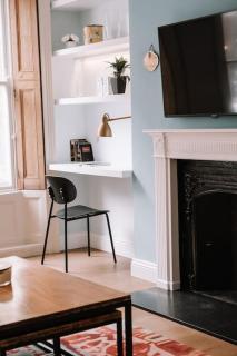 Sapphire Sanctuary - London - 3