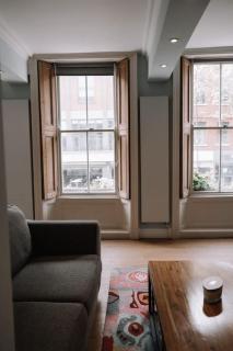 Sapphire Sanctuary - London - 2