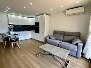 Superbe 2 Pièces Rénové Grande Terrasse et Vue Mer - Cagnes-sur-Mer - 6