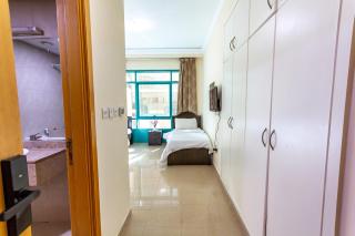 Masters and Double Rooms For Girls ONLY in Marina, Dubai - Dubai - 4