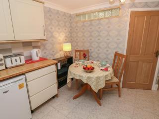 The Laurels Flat - Cardiff - 4
