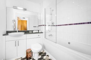 Beautiful City Centre - 1 Bedroom Apt with Secure Parking - Top Rated - 85CC - Birmingham - 6