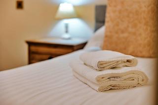 Finest Retreats - Netley Hall - Mulberry - Dorrington - 1