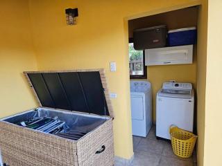 Yellow Cunucu-4 Bedrooms House - 5