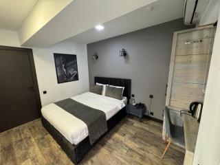 Monk House - Ereván - 8