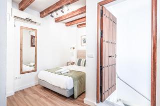 Bonito duplex con terraza calle Féria - Seville - 8