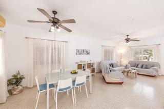 Ayia Thekla Sea Breeze Villa - 4