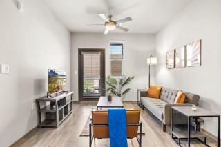 Westgate CozySuites by stadium with pool #13 - Glendale - 8
