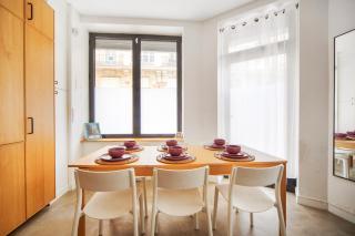 Large Flat Very Close to Montmartre - Paris - 3