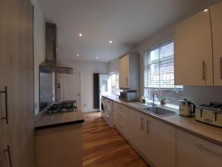 Gorgeous Edwardian Terrace in Old Trafford - 6