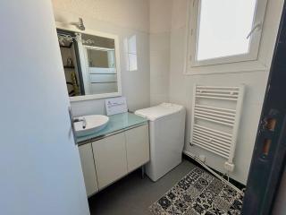 Appartement T2 rénové près de la mer avec balcon à Argelès-sur-Mer - FR-1-388-222 - 3