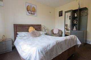 Stylish Five star rated apartment - 4