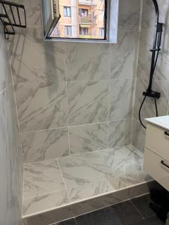 Location de chambre privée dans résidence sécurisée privée,parking gratuit , 1 minute du tramway, à 9 minute du centre ville, accessible à plusieurs transports - Nizza - 2