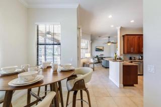 Great Location, Minutes to the Beach, Two Heated pools , sleeps 17! - Pelican Junction - Roelens - Cape Coral - 2