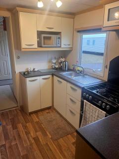 Ref 40035Nd - Superb Caravan With Decking Free Wifi At North Denes Holiday Park - Lowestoft - 6