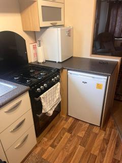 Ref 40035Nd - Superb Caravan With Decking Free Wifi At North Denes Holiday Park - Lowestoft - 5
