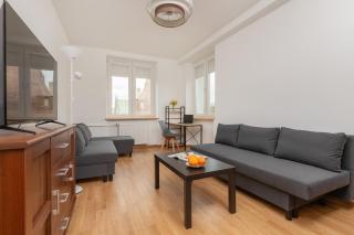 Apartment in Gdańsk Center with Two Desks, Balcony and Separate Kitchen by Noclegi Renters - Danzig - 0