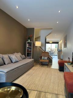 Au pied de La Cité, piscine, vue extraordinaire, gîte La Trivala - 3