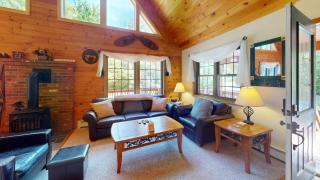 Beechwood Home Brought to you by GetAway Vacations - Rutland - 8