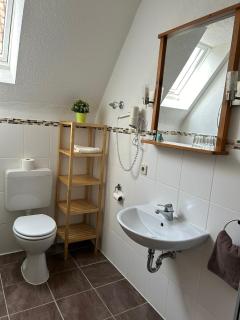 Streng's Weinstube - 4