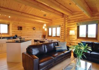 Laxfield Lodges - 2