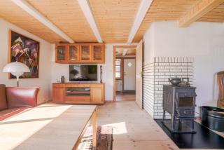 Lovely 4 Bedroom House in Vestmanna - 8