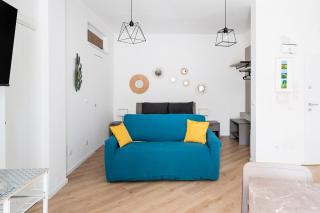 Yellow Apartment - 1