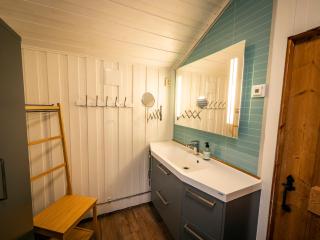 Cozy apartment in quiet and beautiful surroundings - Svolvær - 6